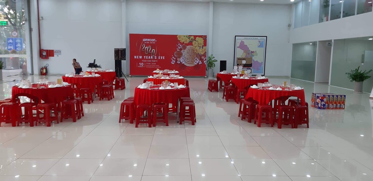 Tiệc tất niên 2020