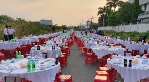 Tiệc ngoài trời